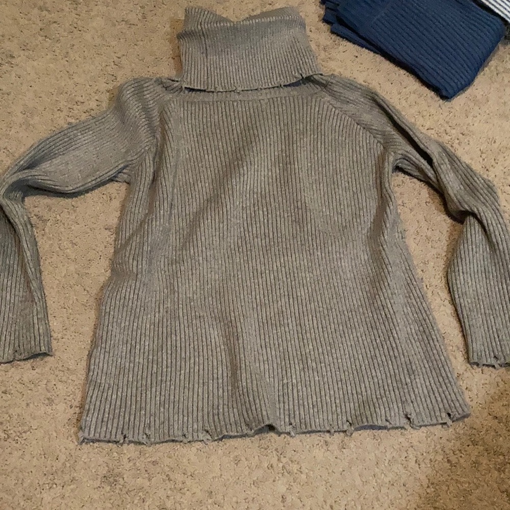 Elan gray distressed turtleneck sweater